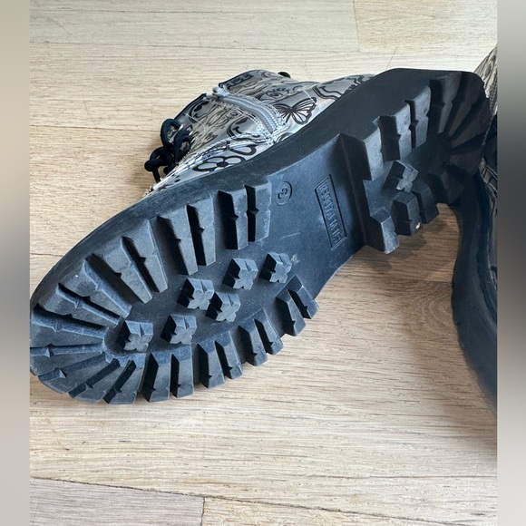 NWT Steve Madden - Girl’s size 3 boots/shoes - Picture 10 of 12